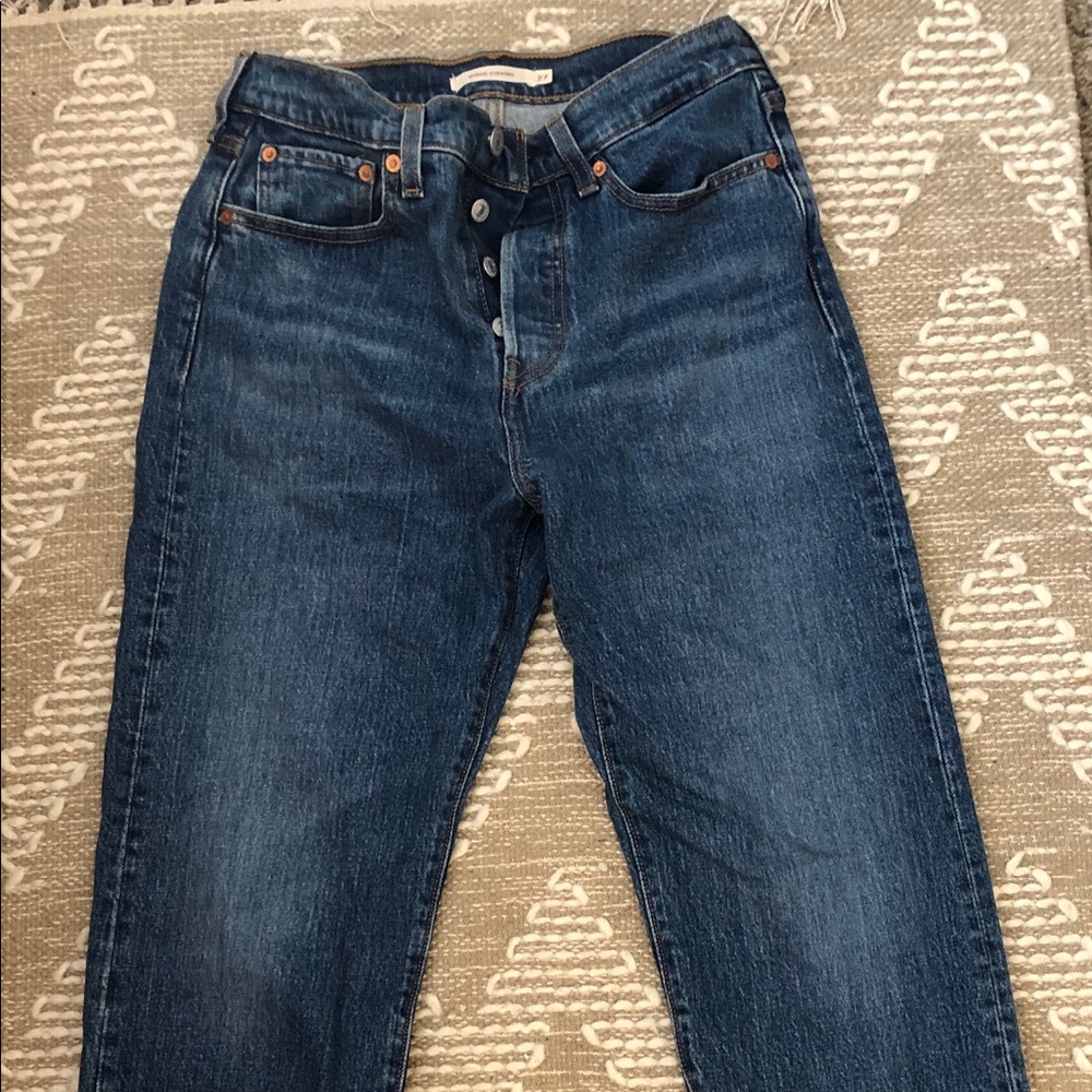 Levi Wedgie Straight Jeans